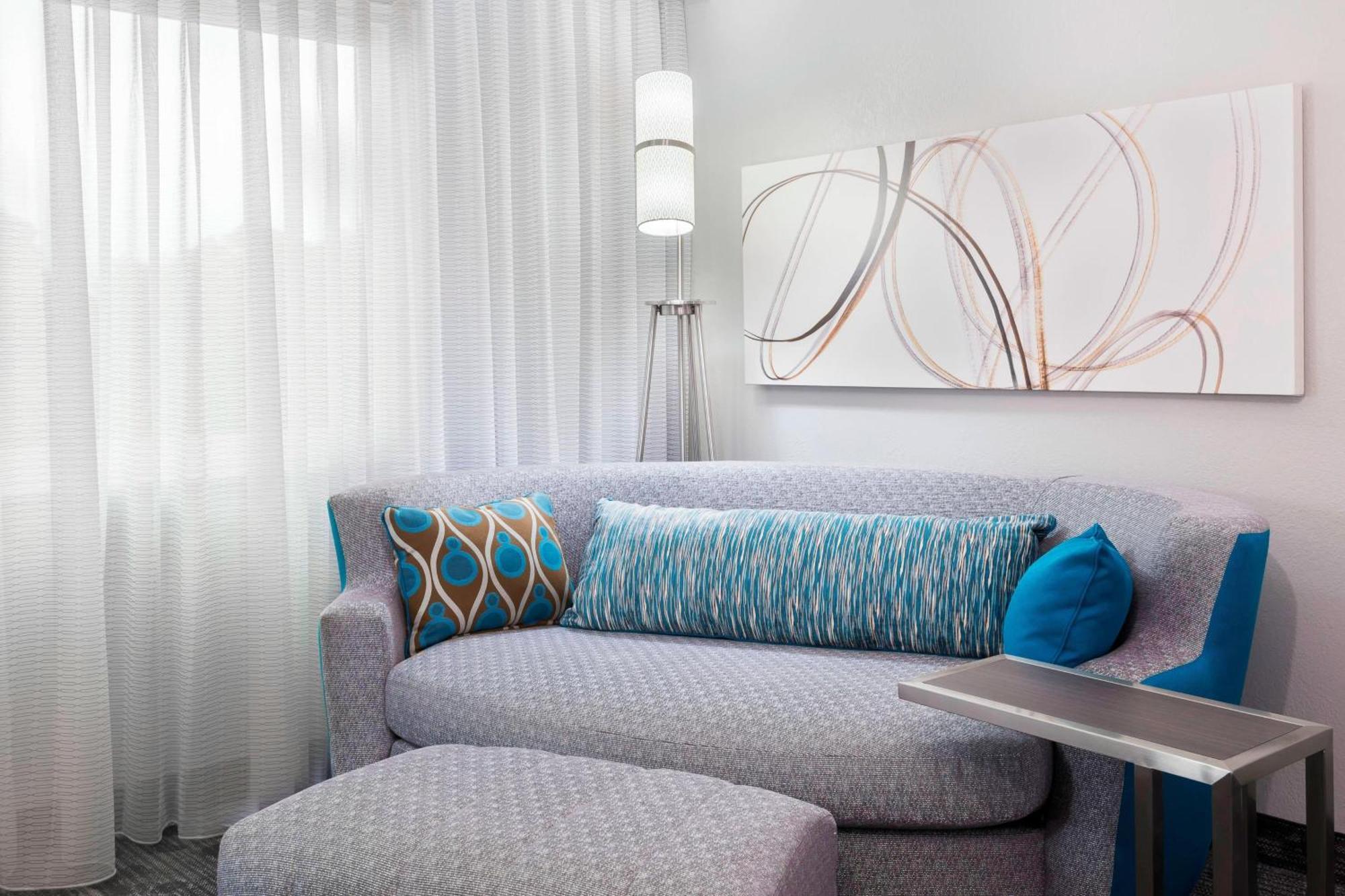 Hotel Courtyard Bradenton Airport 3*