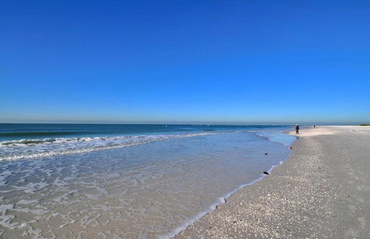Walkable To Beach, Restaurants, Entertainment! Apartment Sarasota