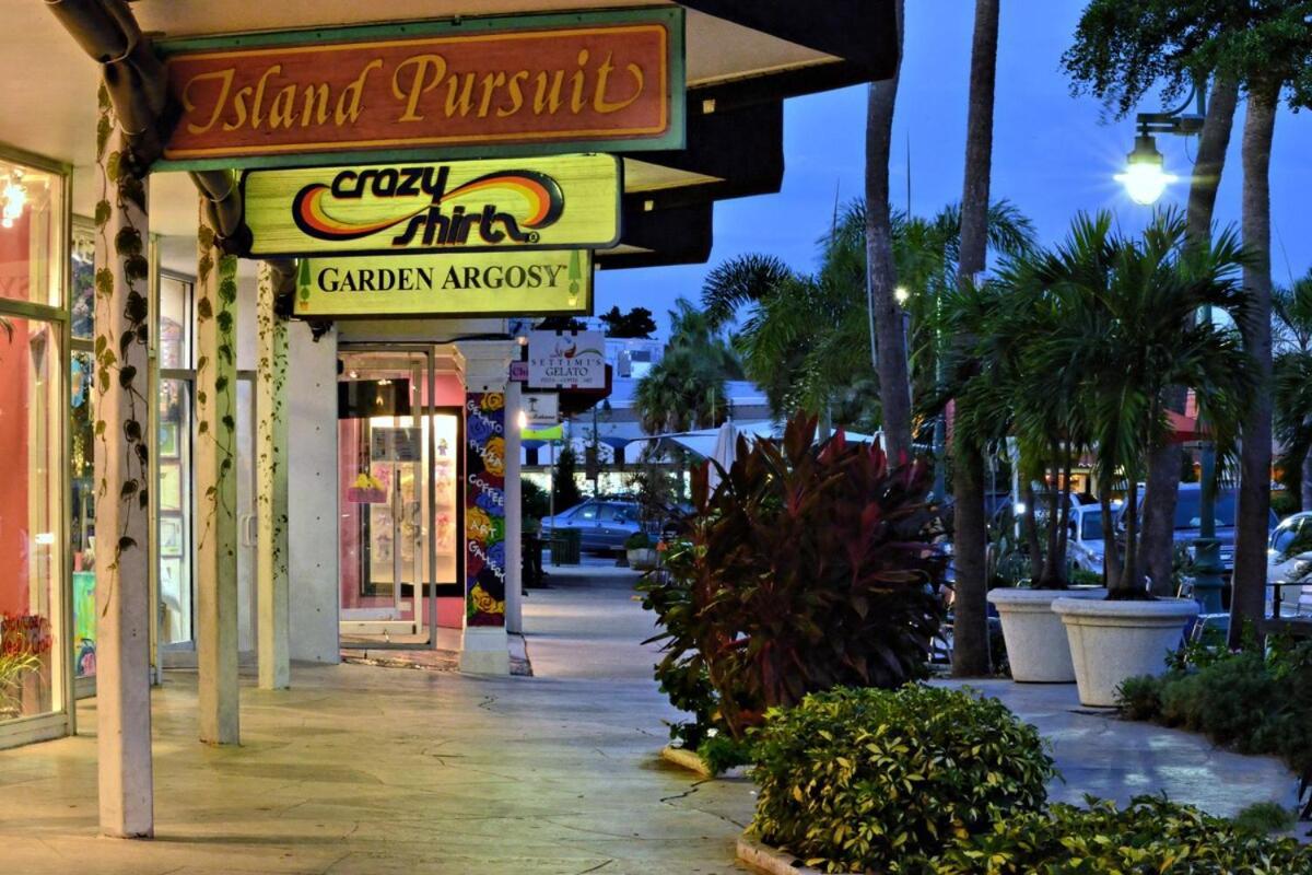 Apartment Walkable To Beach, Restaurants, Entertainment!