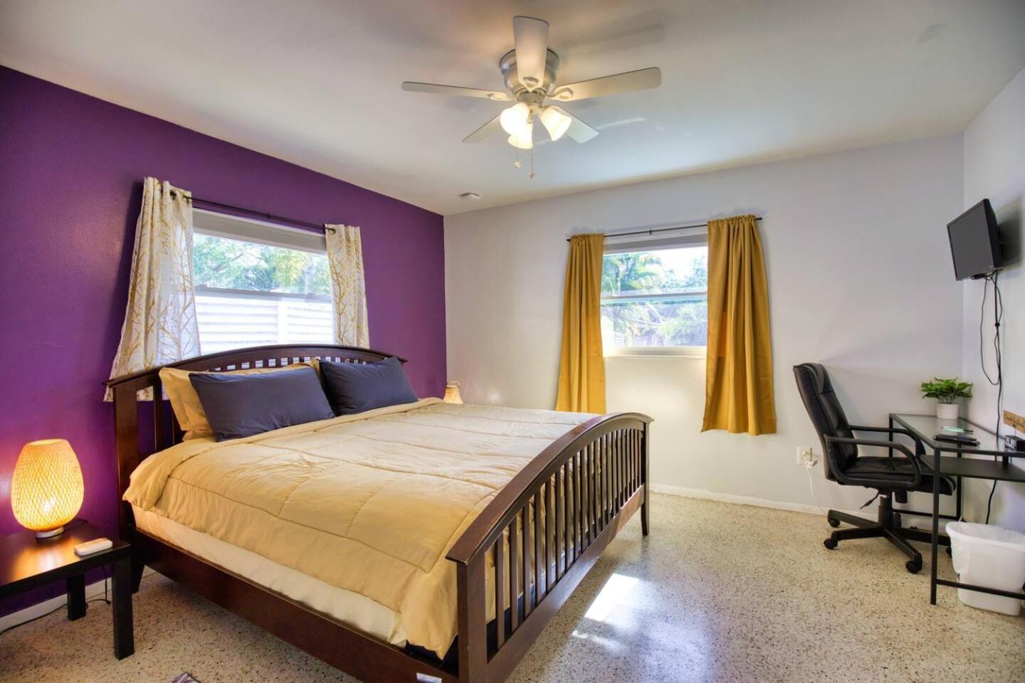 Stylish Retro Vibes Private Bbq & Access * Sarasota