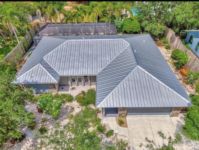 Enchanted & Peaceful Oasis 10 Min Away From One Of The Beautiful Beaches In The World Siesta Key Villa Sarasota