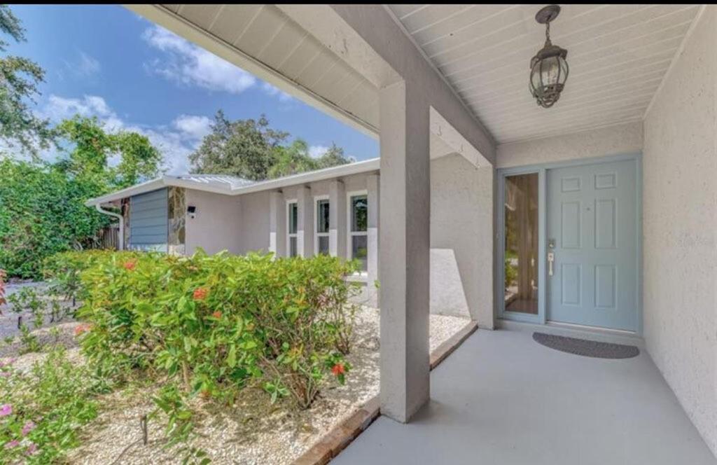 Enchanted & Peaceful Oasis 10 Min Away From One Of The Beautiful Beaches In The World Siesta Key * Sarasota