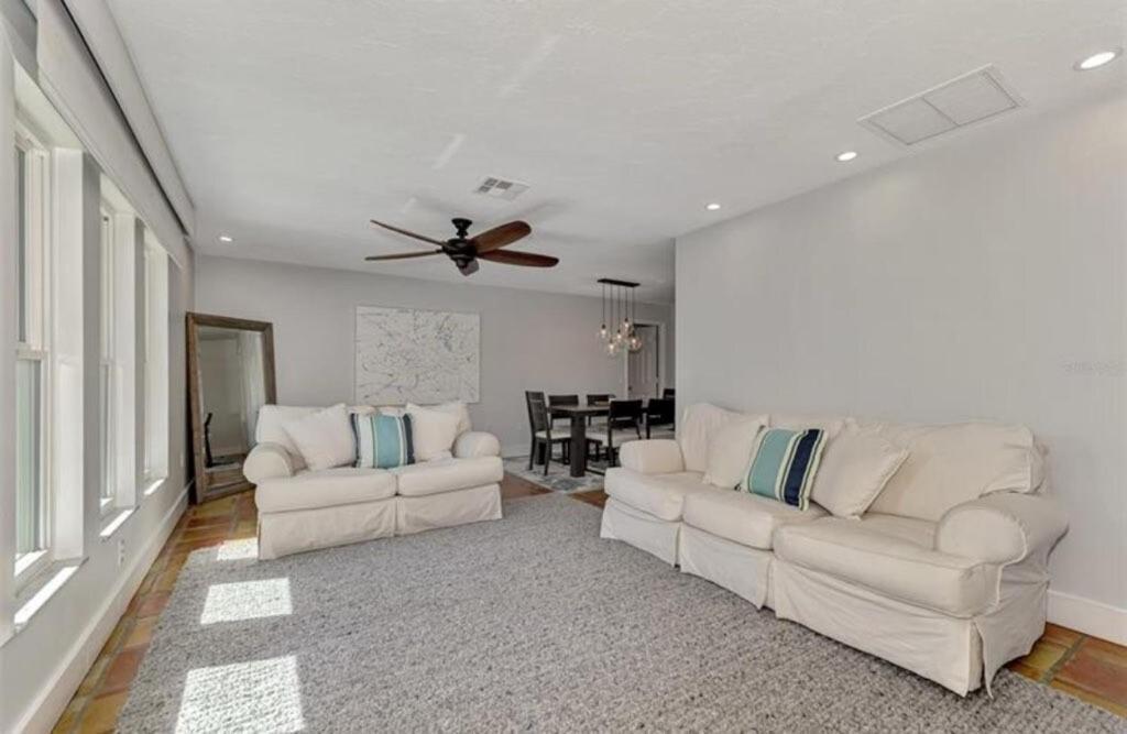 Enchanted & Peaceful Oasis 10 Min Away From One Of The Beautiful Beaches In The World Siesta Key * Sarasota