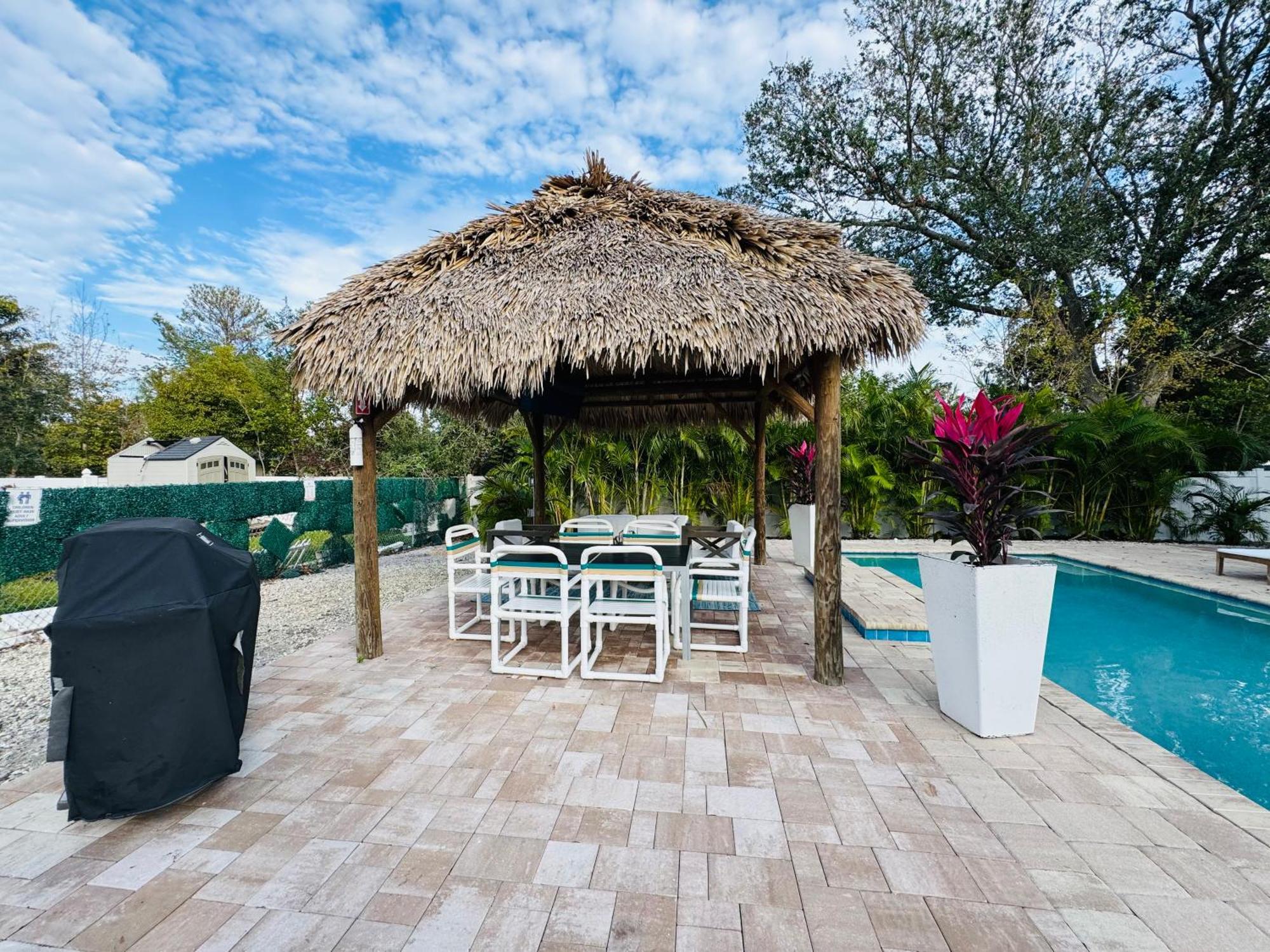 Holiday home Paradise Heated Pool Near Img & Siesta Key *