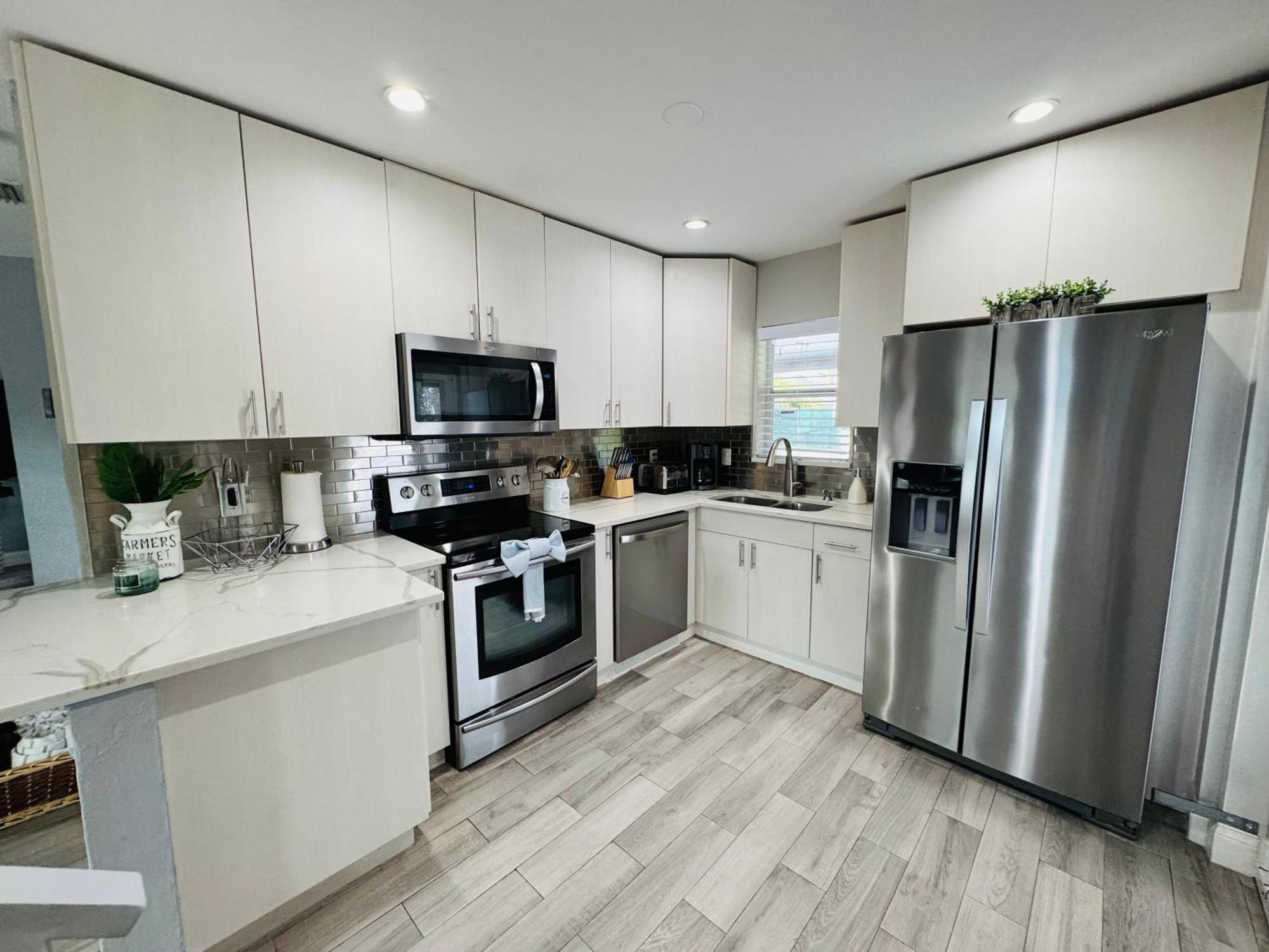 Holiday home Paradise Heated Pool Near Img & Siesta Key *