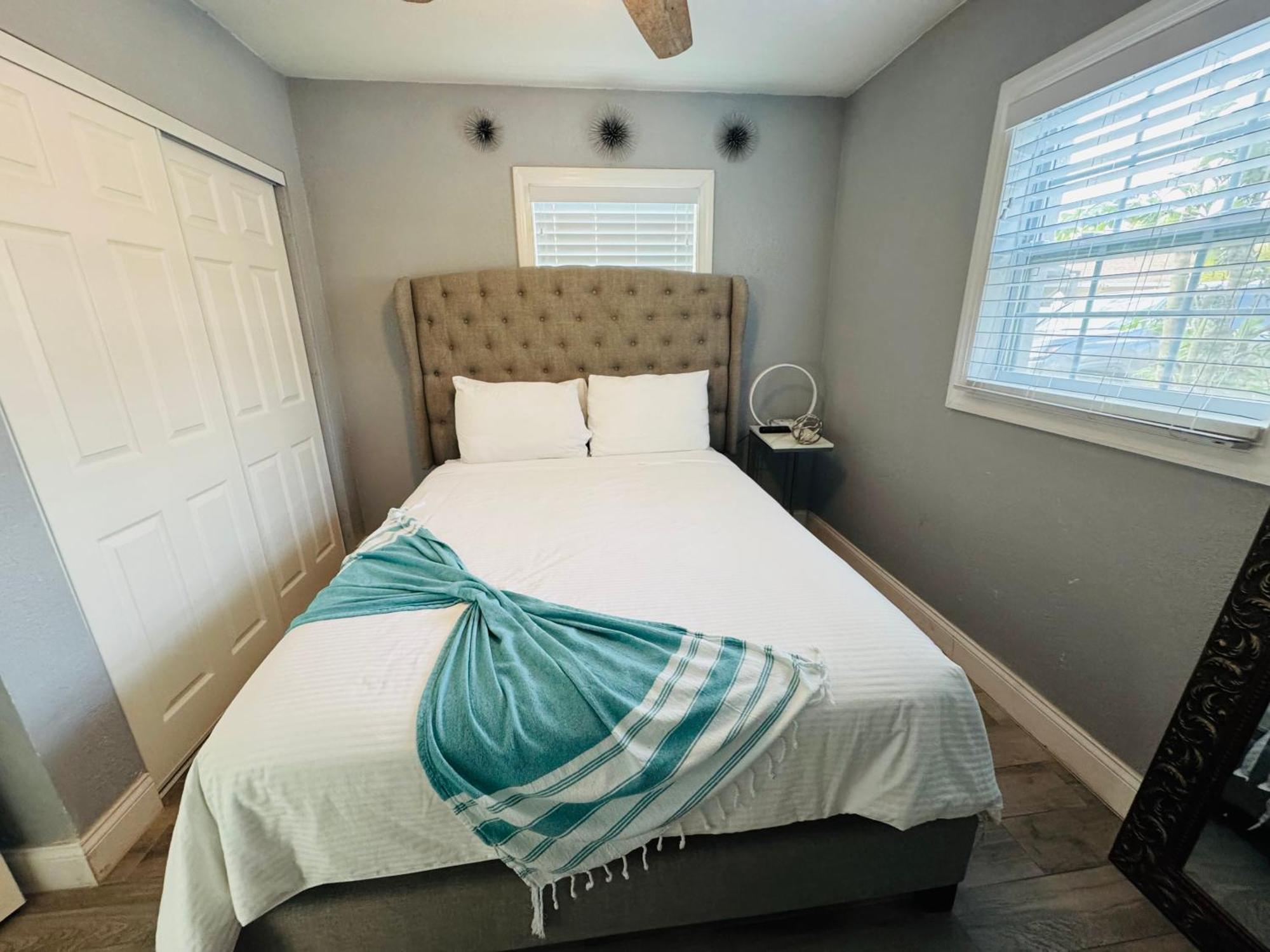 Holiday home Paradise Heated Pool Near Img & Siesta Key Sarasota