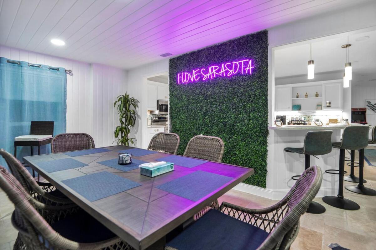Adventure At Siesta Key & Sandbar Escape Villa *