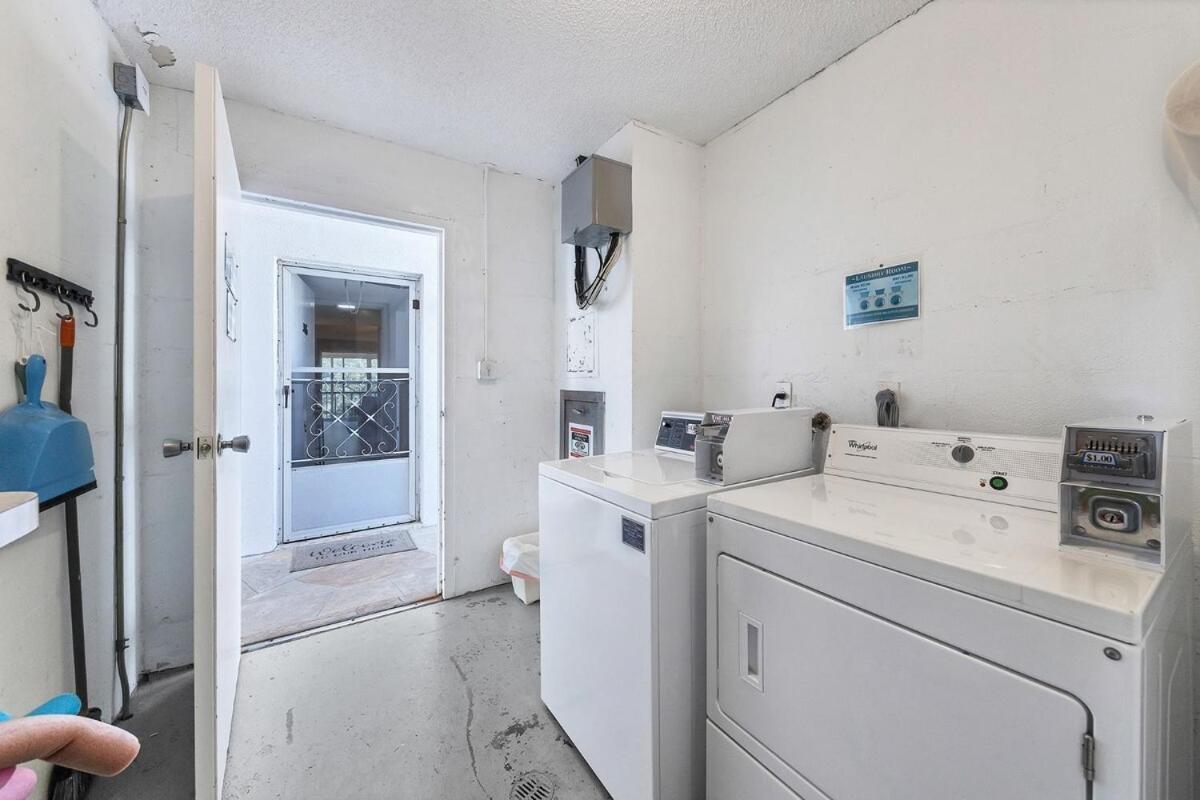 Holiday home 2 Bed 2 Bath Centrally Located On Siesta Key Sarasota