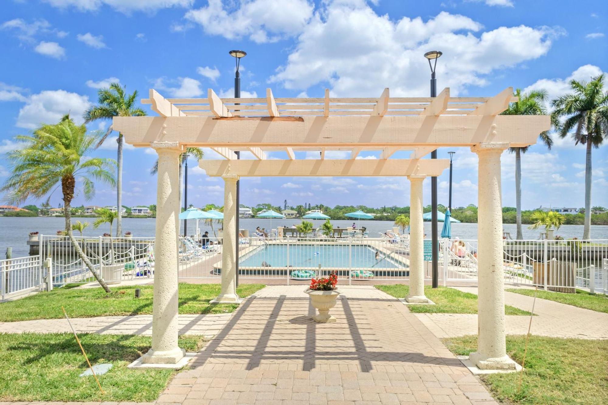 Holiday home 2br- 344pbc