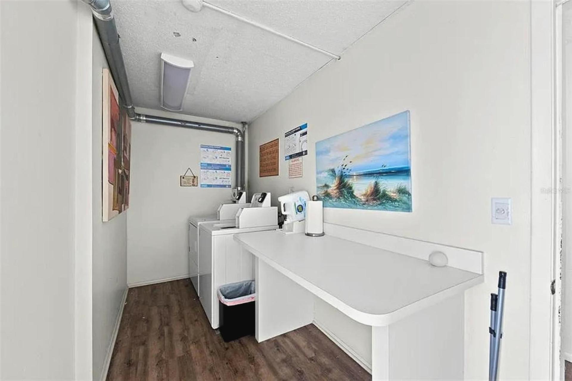 Lido Stylish Coastal Retreat Sarasota