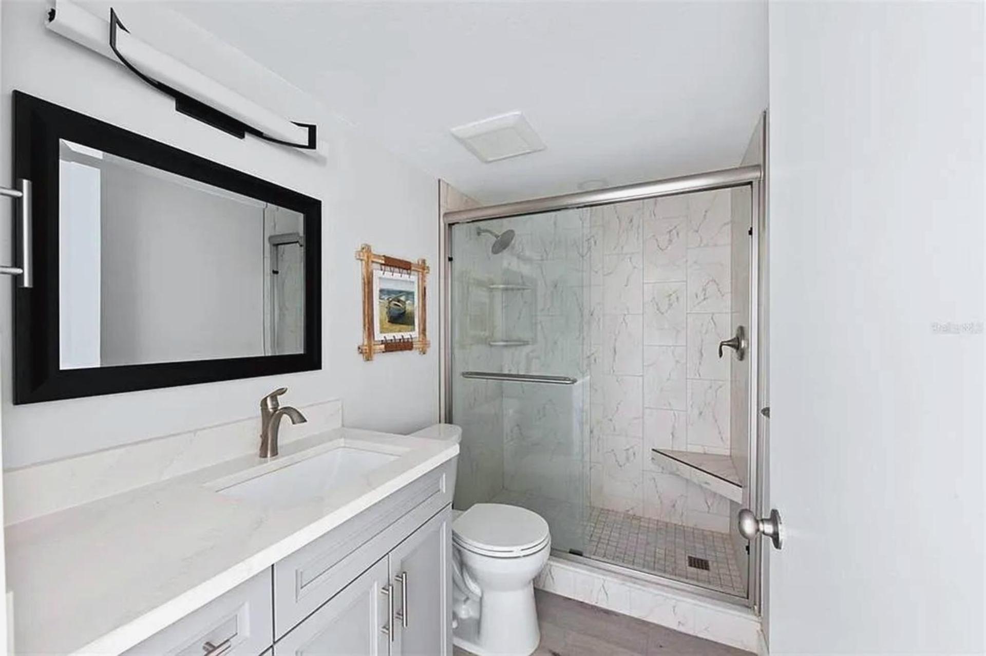 Lido Stylish Coastal Retreat