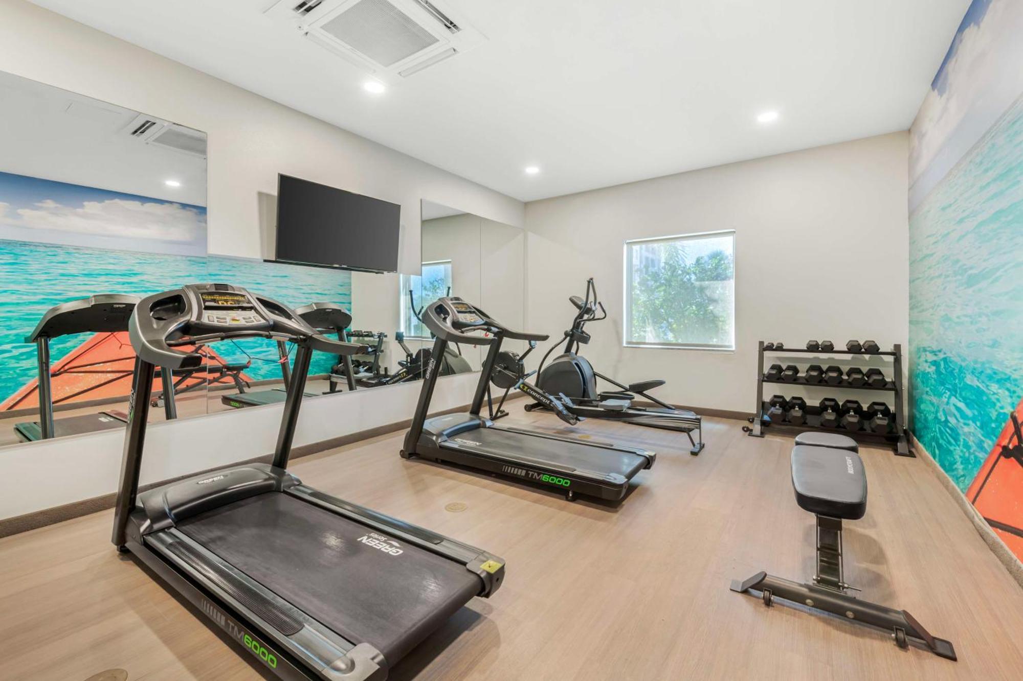 Magnolia Pointe; Bw Signature Collection Hotel 2*
