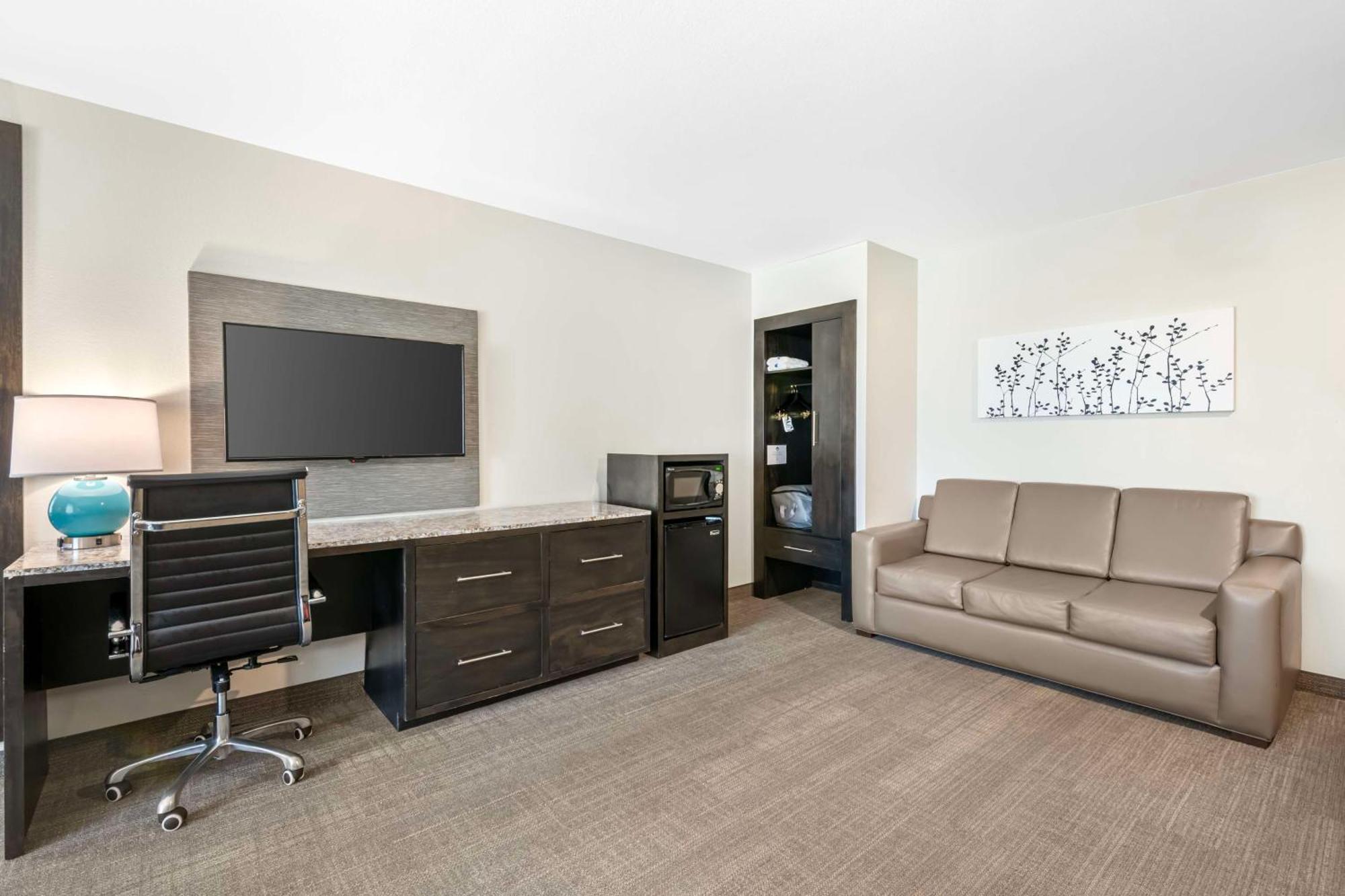 Hotel Magnolia Pointe; Bw Signature Collection Sarasota