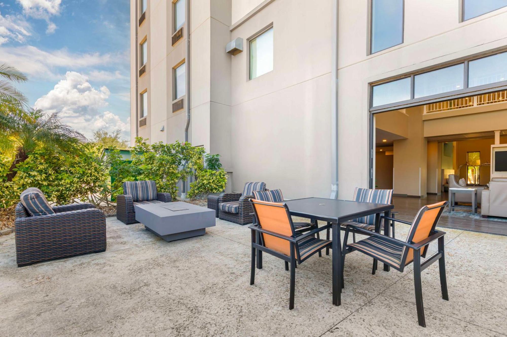 Magnolia Pointe; Bw Signature Collection 2*