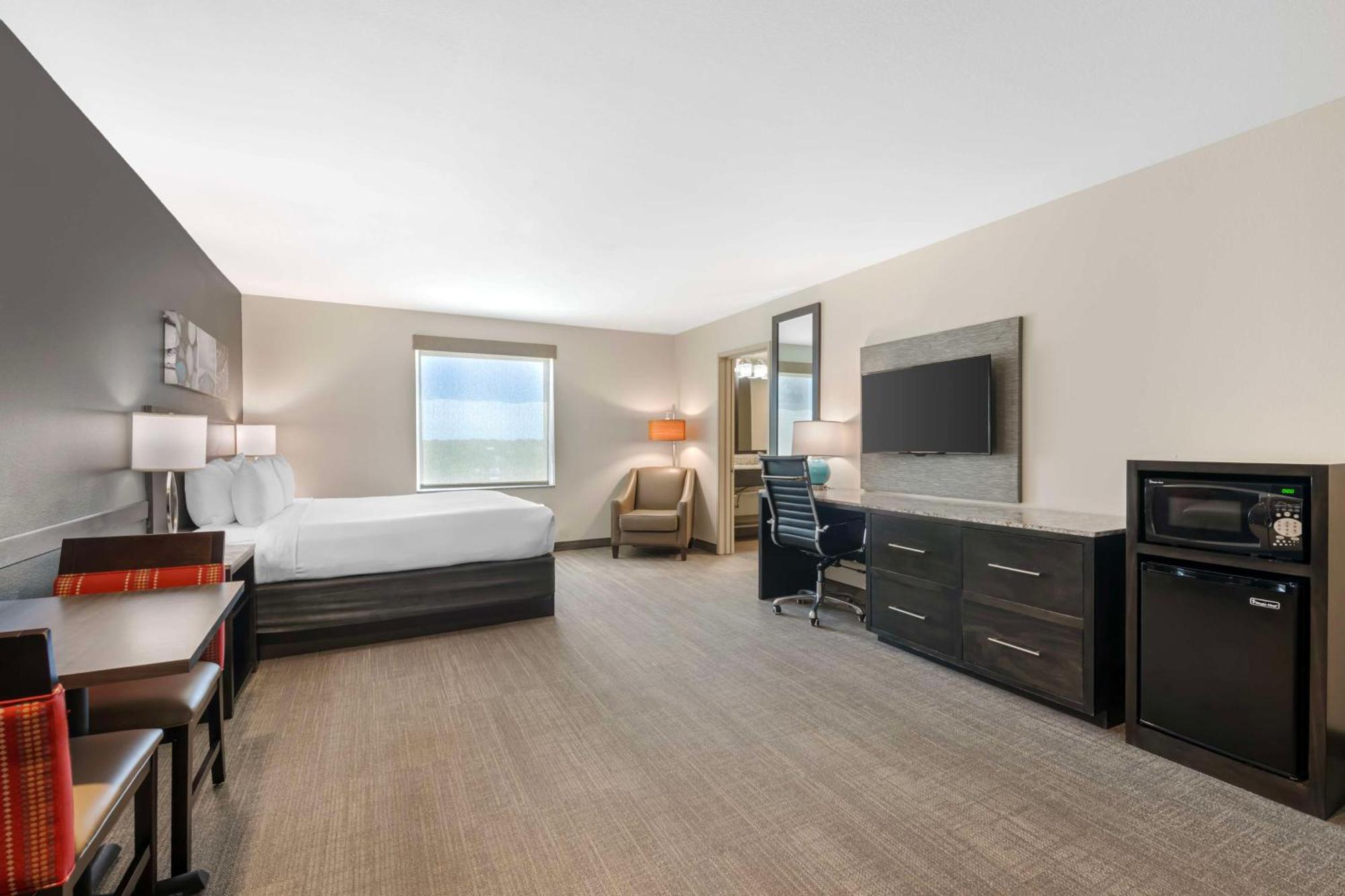 Magnolia Pointe; Bw Signature Collection 2*