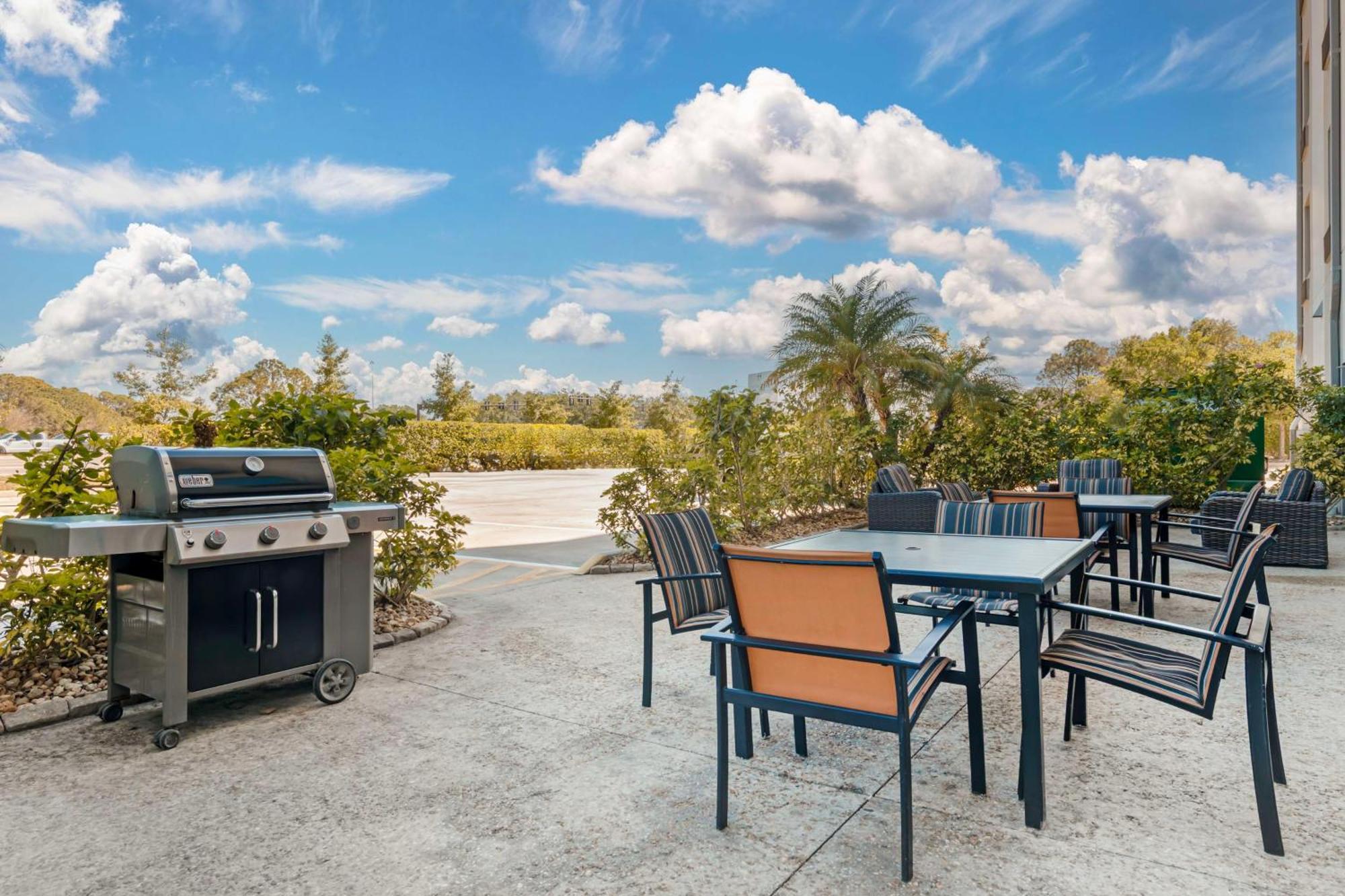 Magnolia Pointe; Bw Signature Collection Hotel