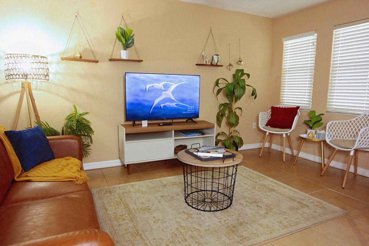 Calm Japandi Retreat With Patio, Near Downtown *