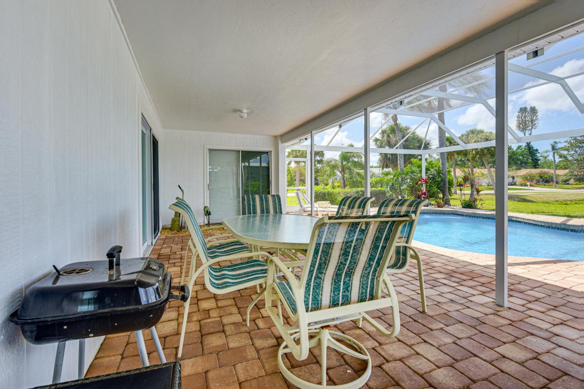 Lanai, And Sunset Views In Holiday home *