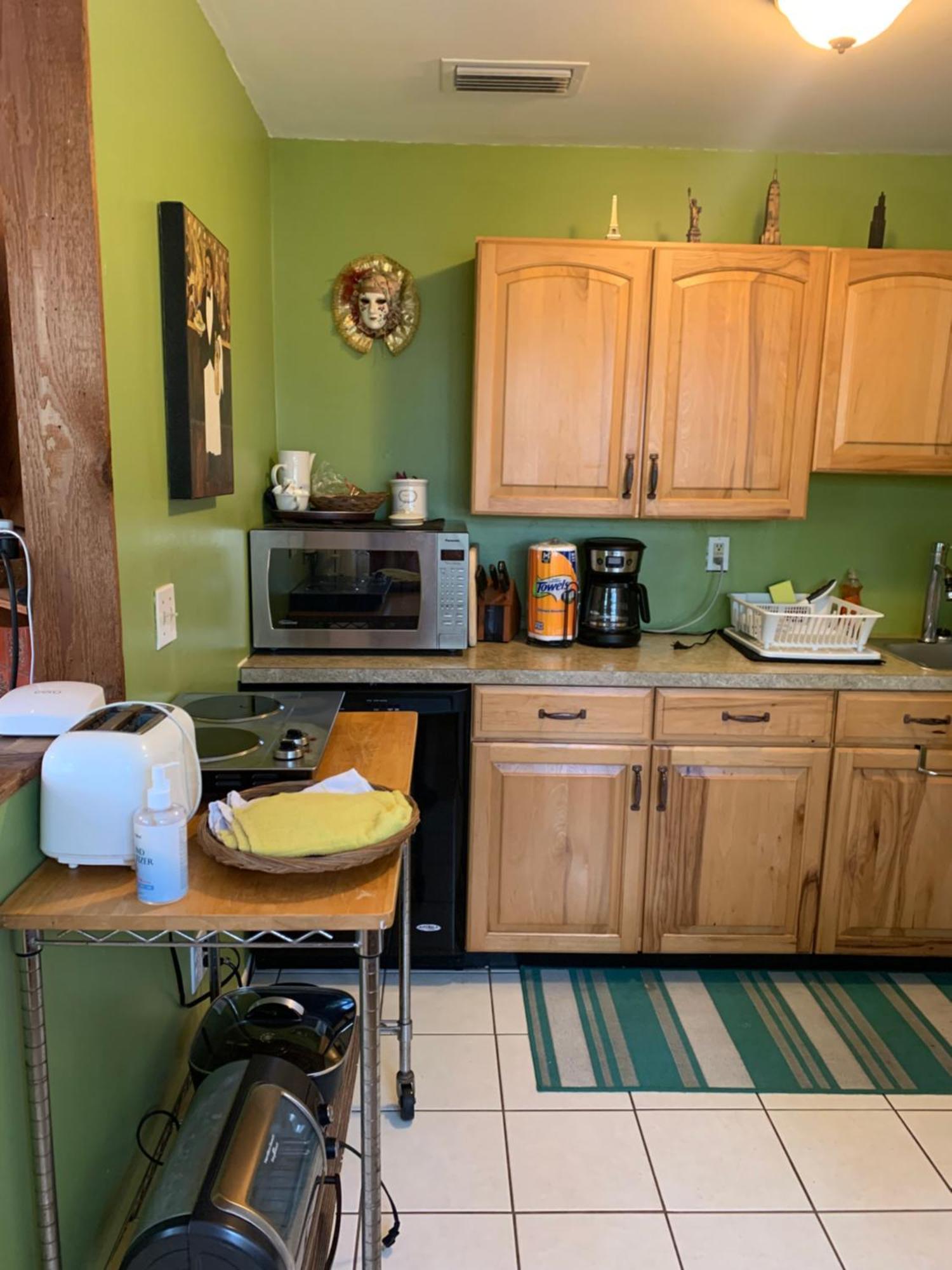 One Bed Near Beaches And Downtown *