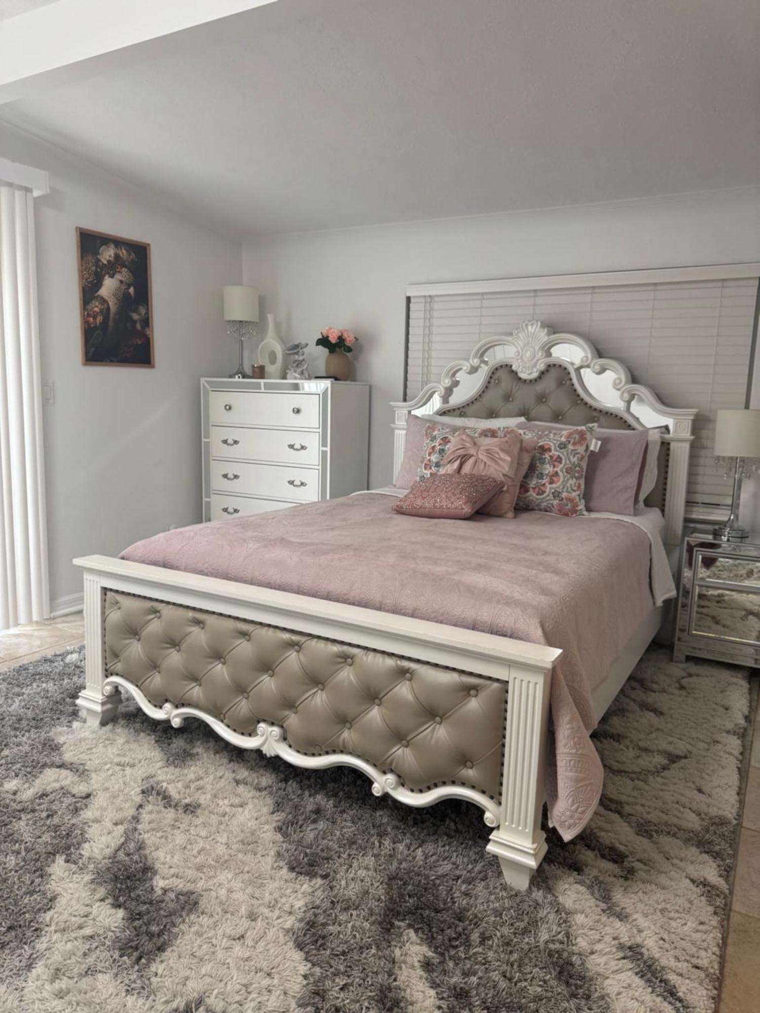 Holiday home Location Siesta 1 Mile Away With Hot *