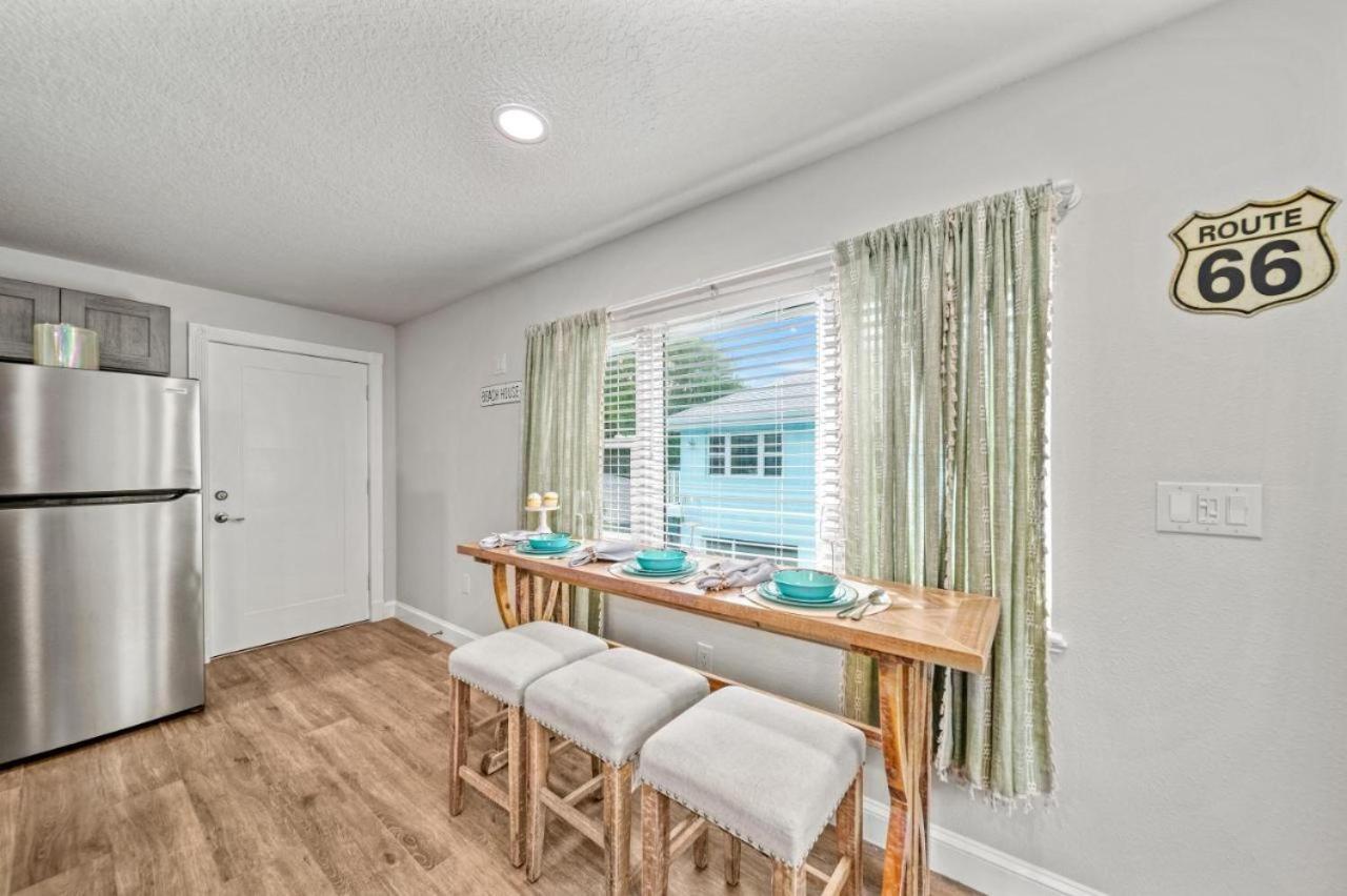 Holiday home 2br Coconut 800ft Walk To Games Sarasota