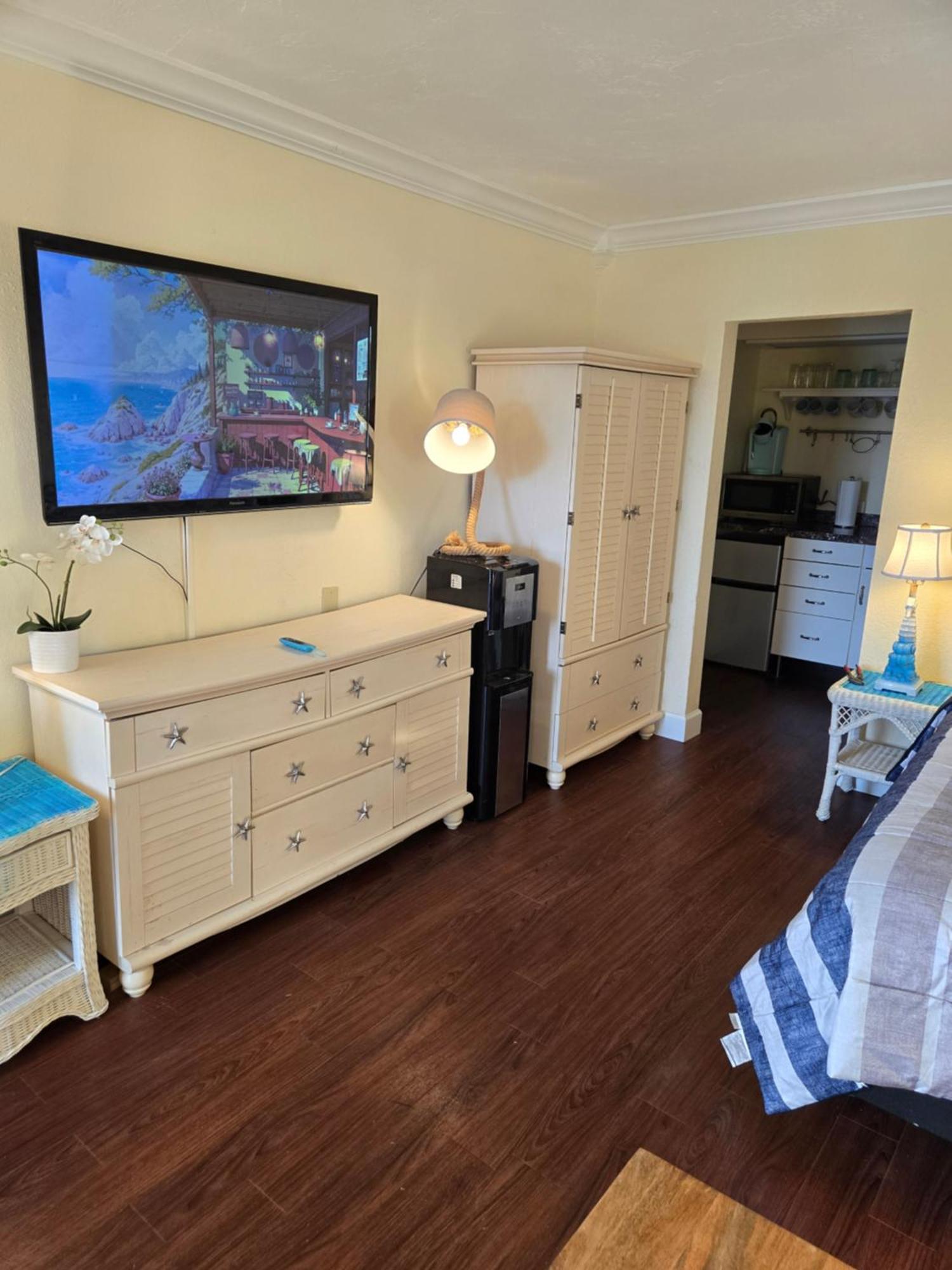 Aparthotel Sunset Cove - Water View *