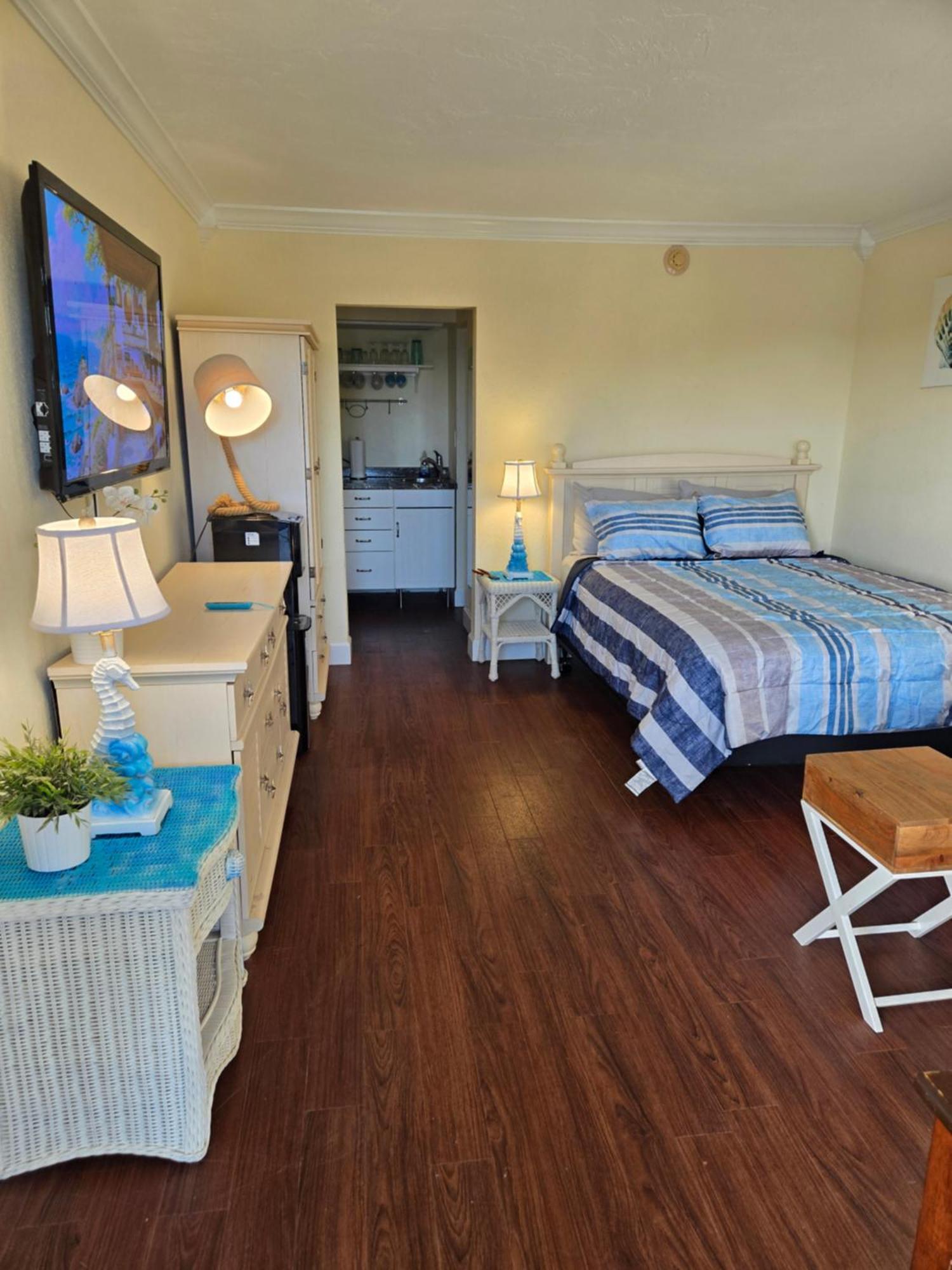 Sunset Cove - Water View Aparthotel Sarasota