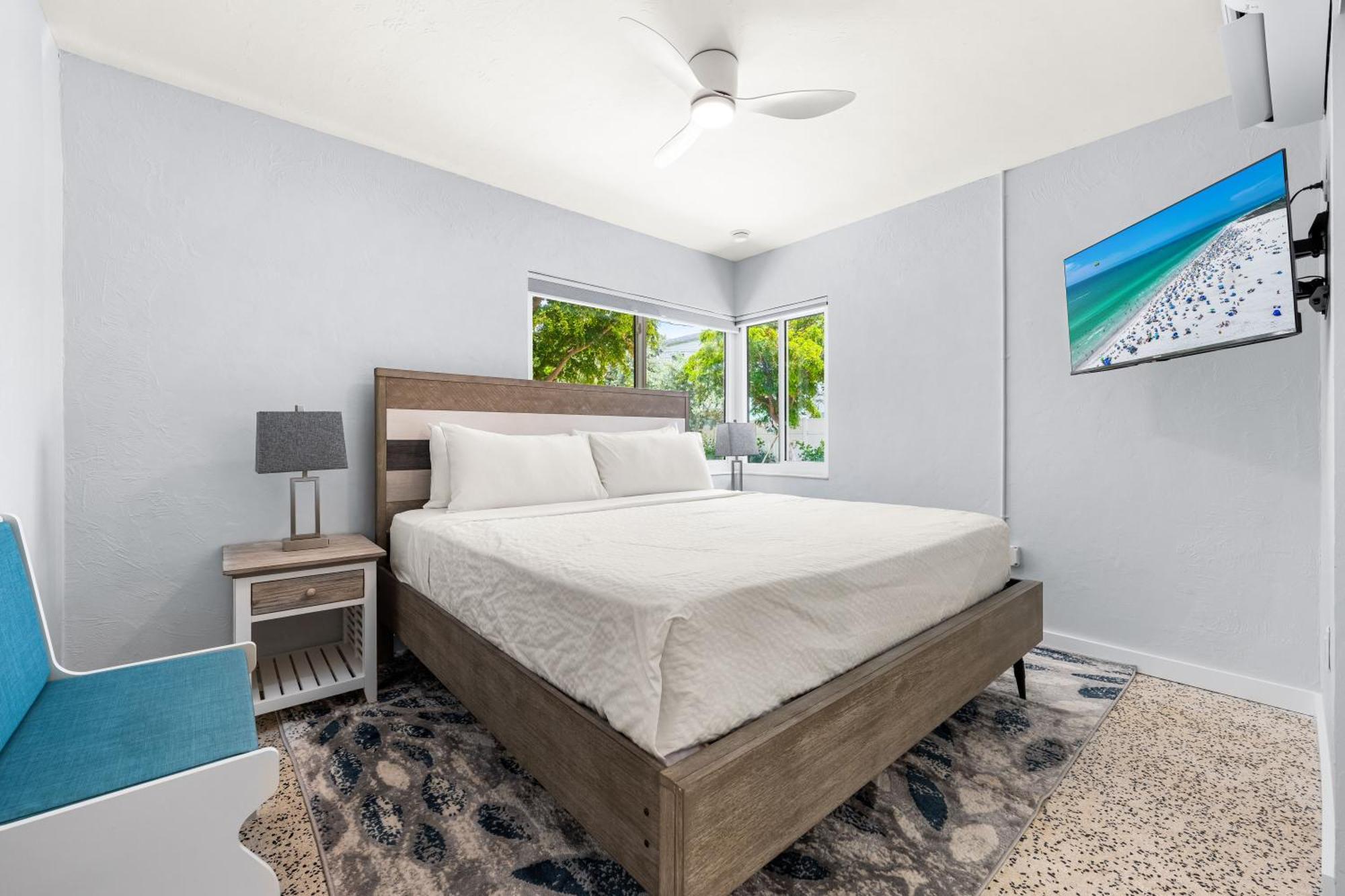 A Hidden Paradise By Beachside Management *