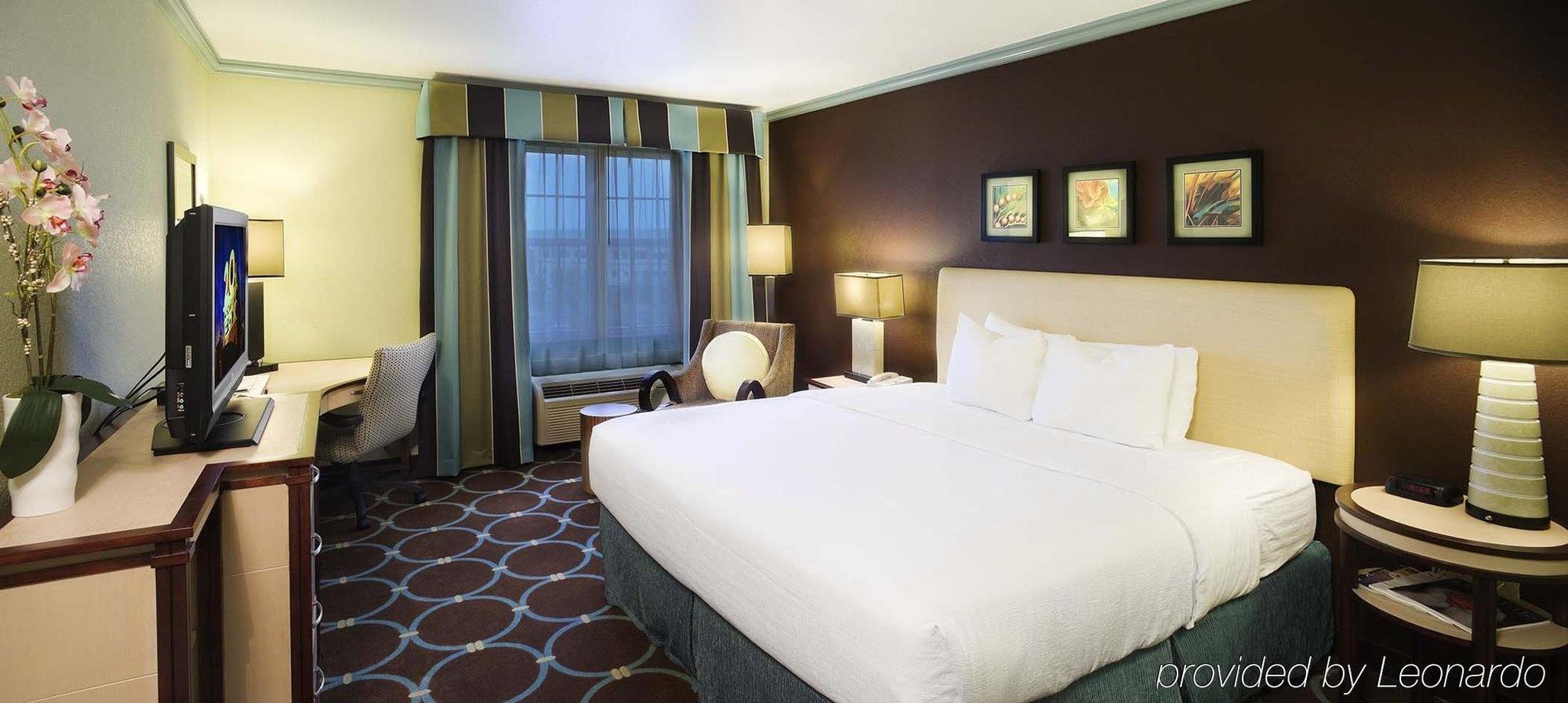 Even Sarasota-lakewood Ranch By Ihg Hotel 3*