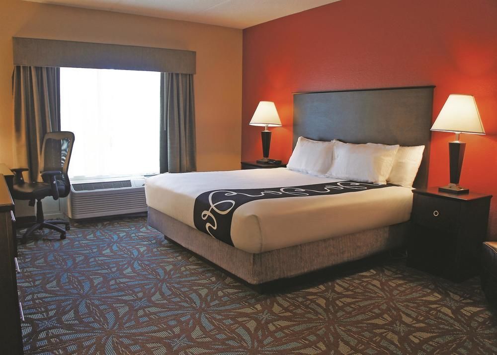 Comfort & Sarasota I75 The Meadows