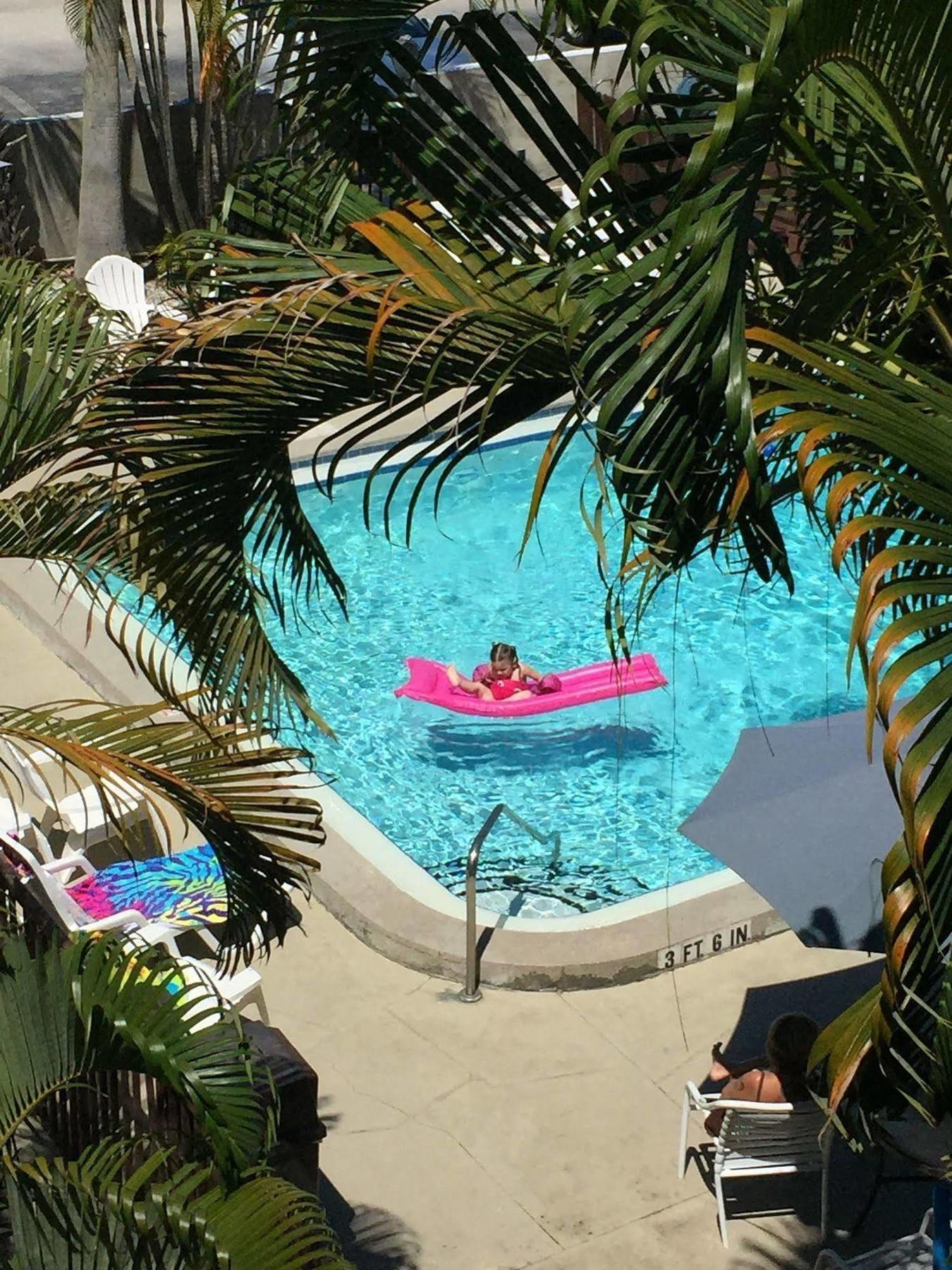 Hotel Lantern & - Sarasota