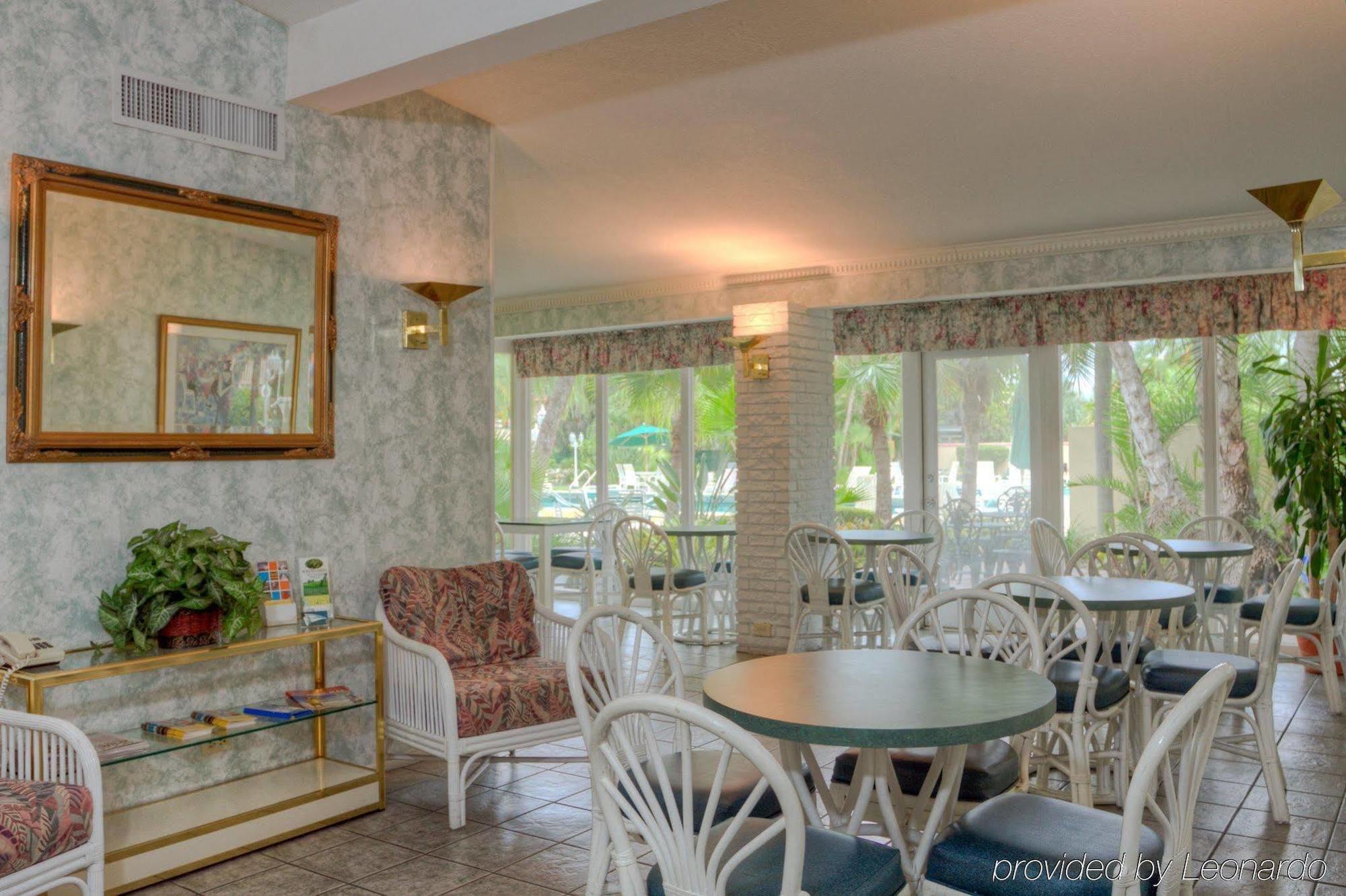 Motel Golden Host