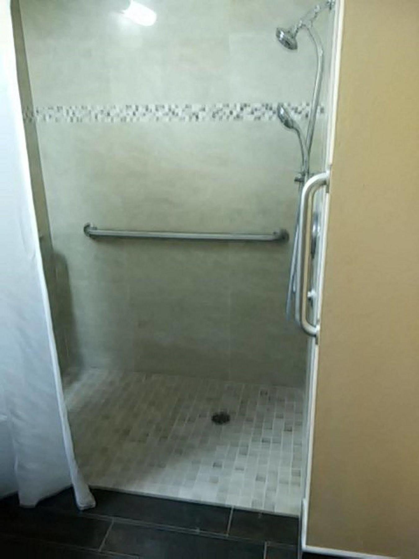 Hotel Days By Wyndham Bay Sarasota