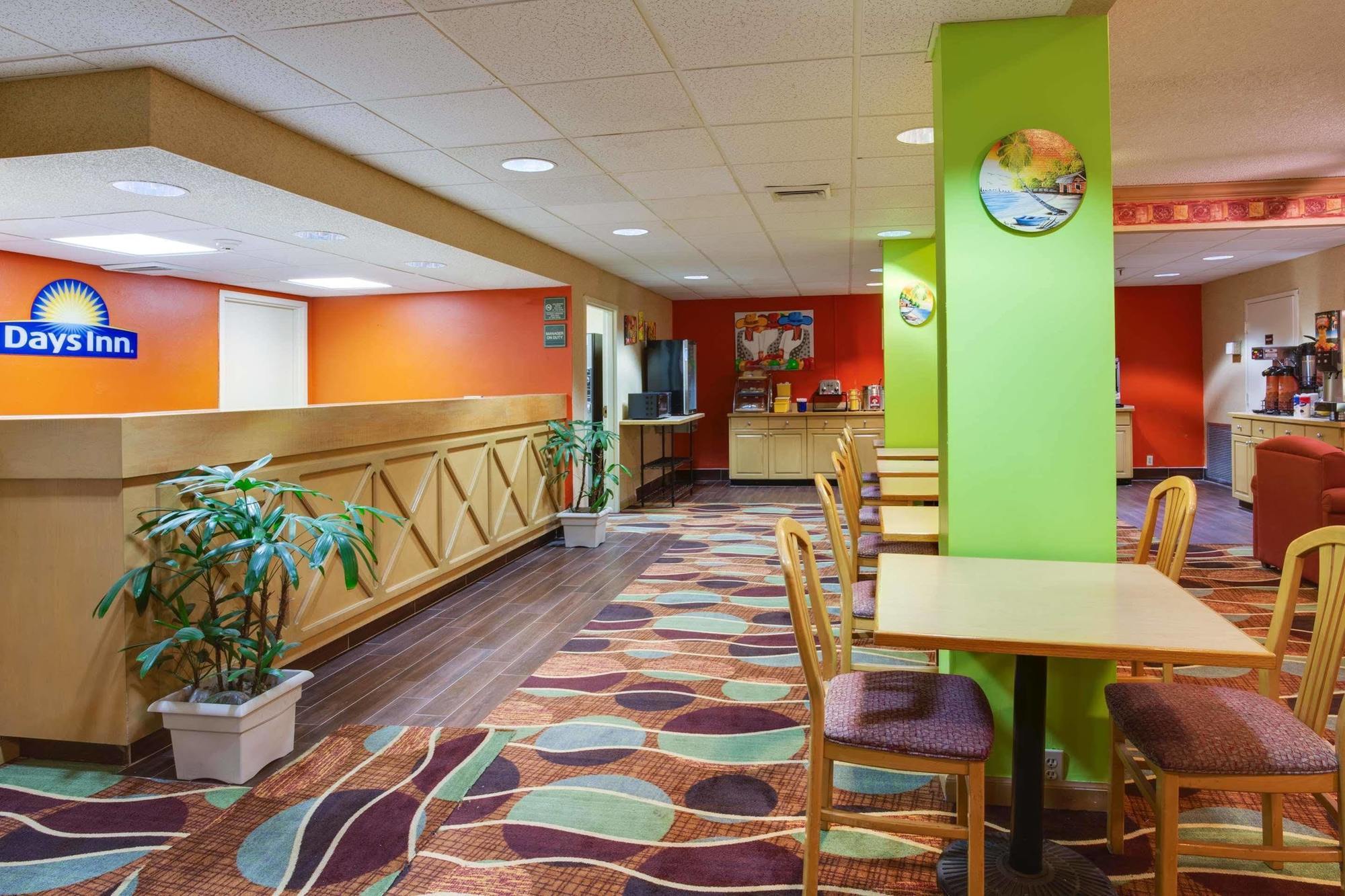 Days By Wyndham Bay Hotel 3*