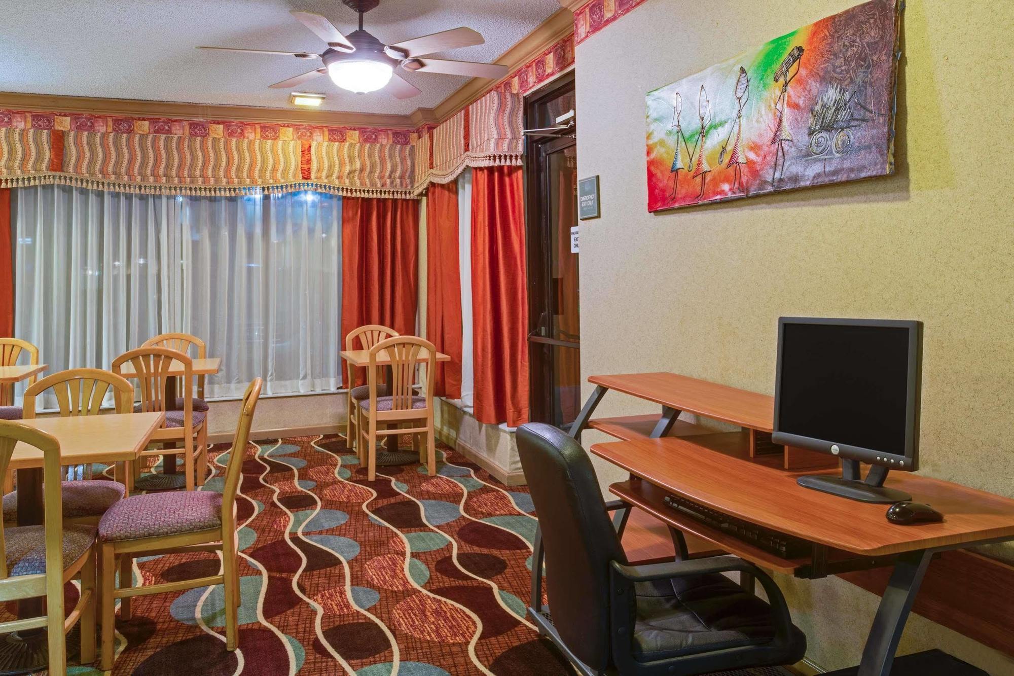 Hotel Days By Wyndham Bay Sarasota