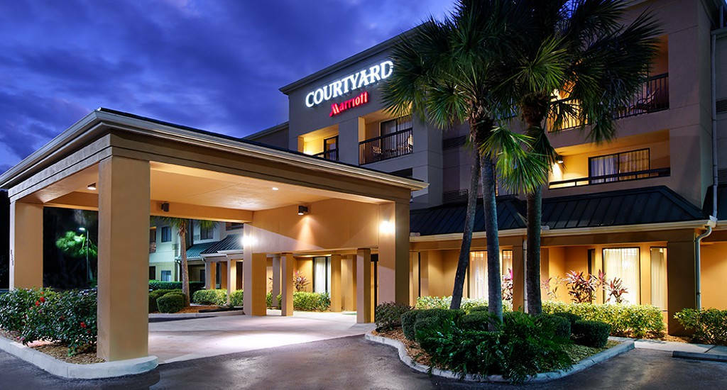 Courtyard Bradenton Airport 3*
