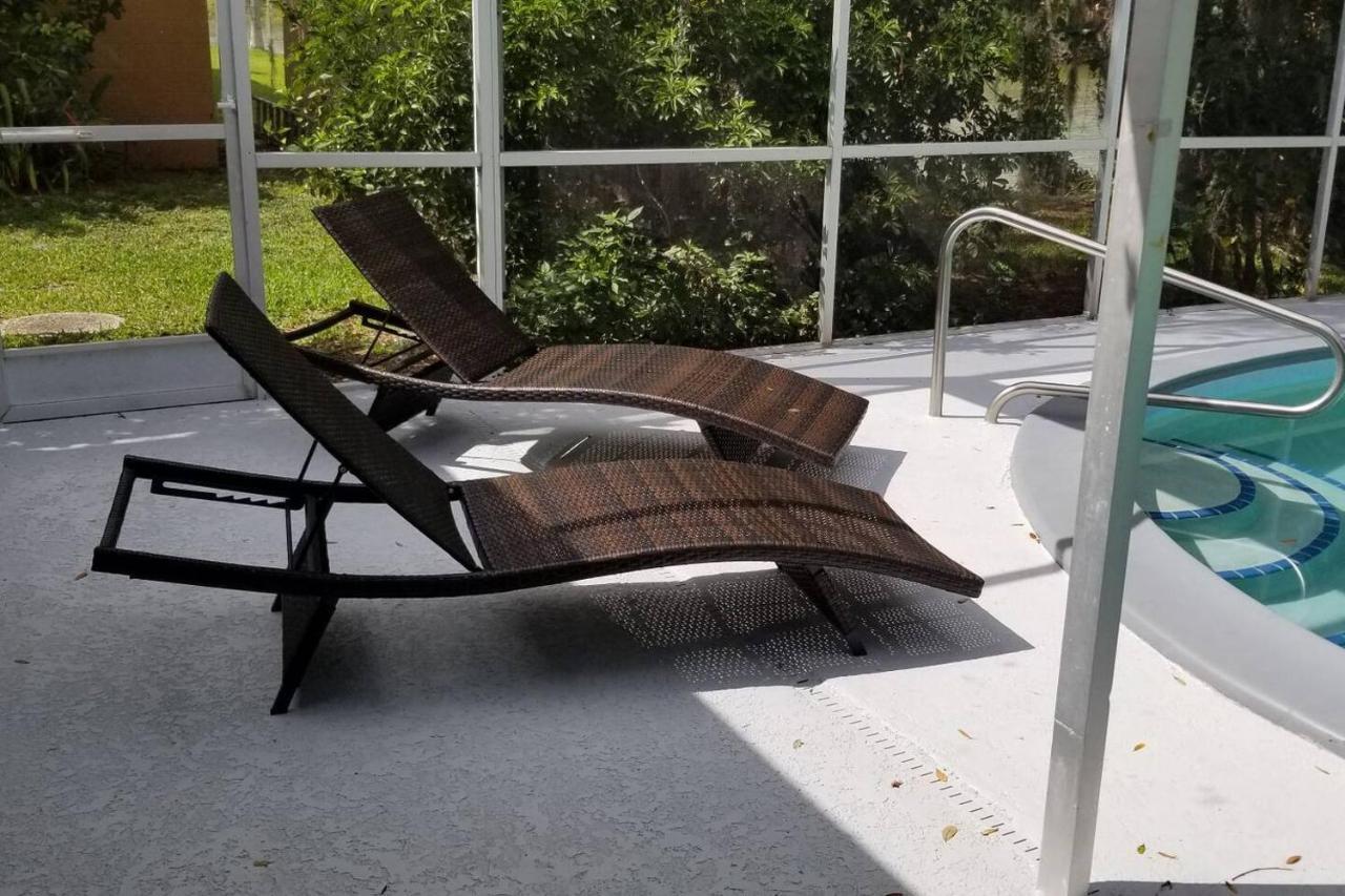 Pool On Gulf Gate 5min Away From Siesta Key Holiday home *