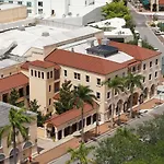 Perfect Downtown Space-Walk To Library, Theater