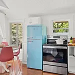 The Julia Place Carriage House