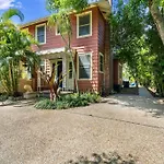 The Julia Place Carriage House
