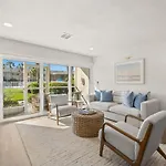 New! Kingston Cabana - Newly Renovated Condo With Pool & Hot Tub, Walk To The Beach!