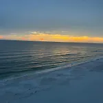 Water Front Condo - Lido Beach