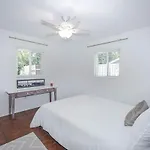Enchanted & Peaceful Oasis 10 Min Away From One Of The Most Beautiful Beaches In The World Siesta Key