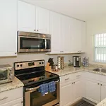 Lovely Cottage - Close To Siesta, Shops & Dining