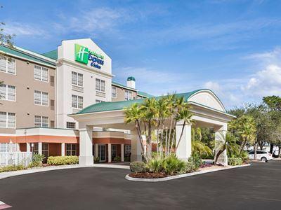 Express & East By Ihg 3*