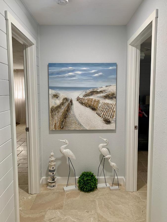 Modern Coastal Near Siesta Key And Downtown Sarasota