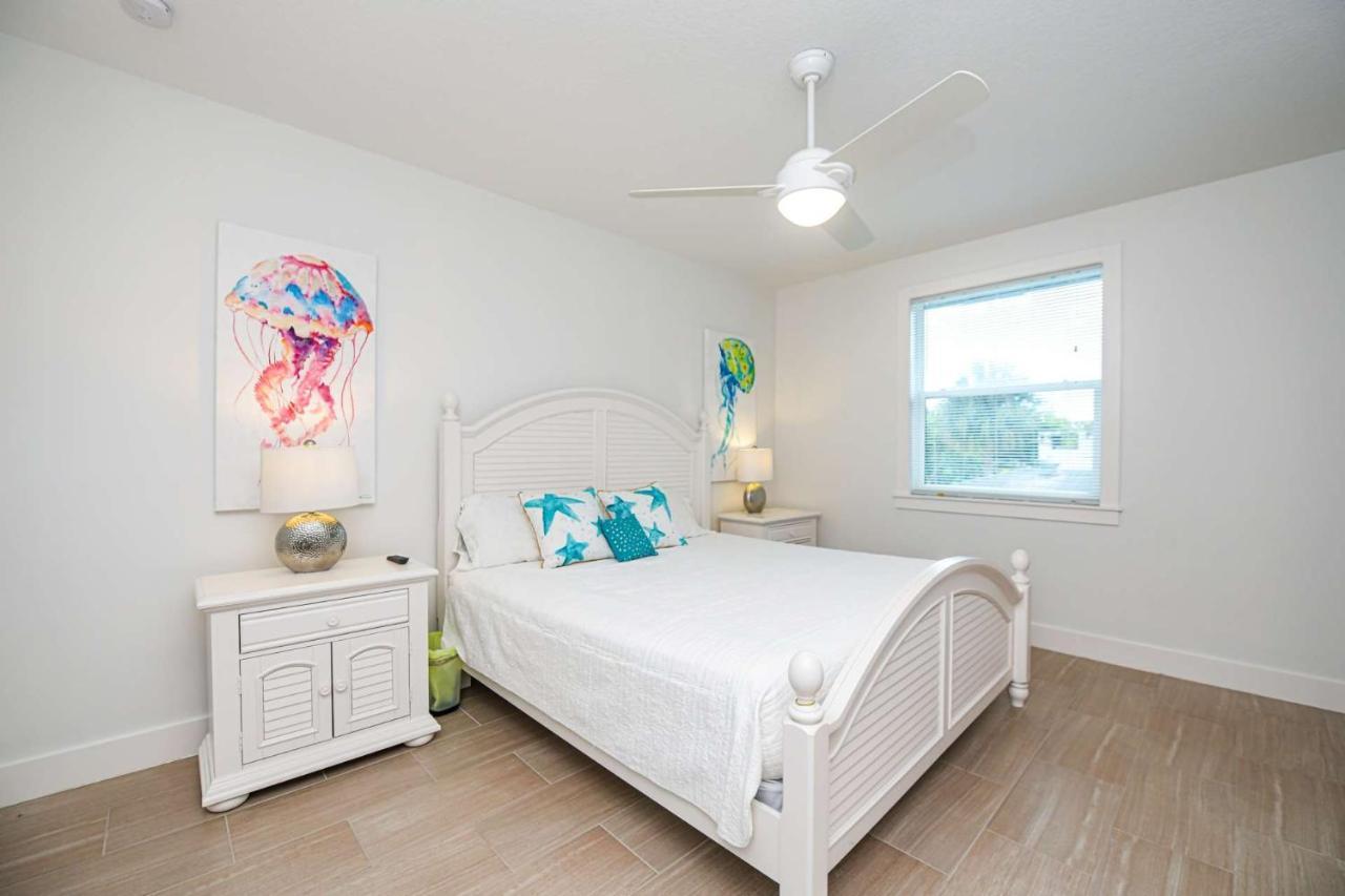 Lido Dream Getaway Duplex S Holiday home Sarasota