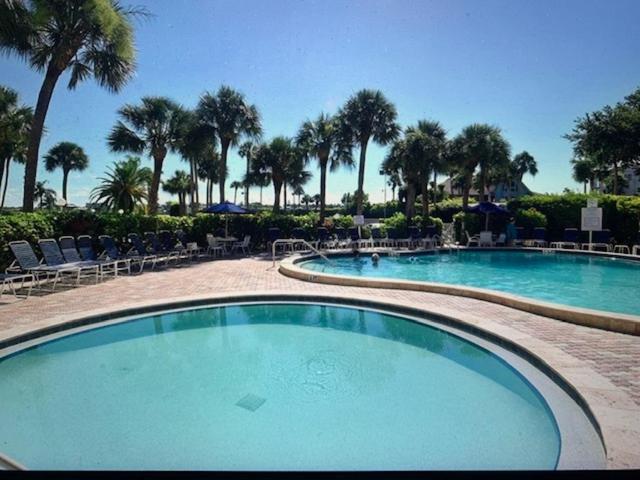 Apartment Harbor Towers Yacht And Racquet Club On Siesta Key *