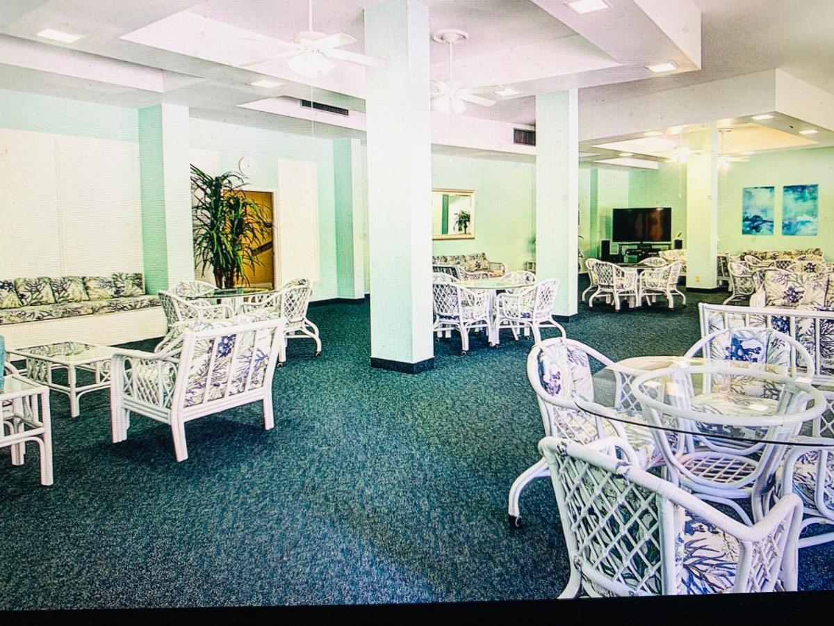 Harbor Towers Yacht And Racquet Club On Siesta Key Apartment *