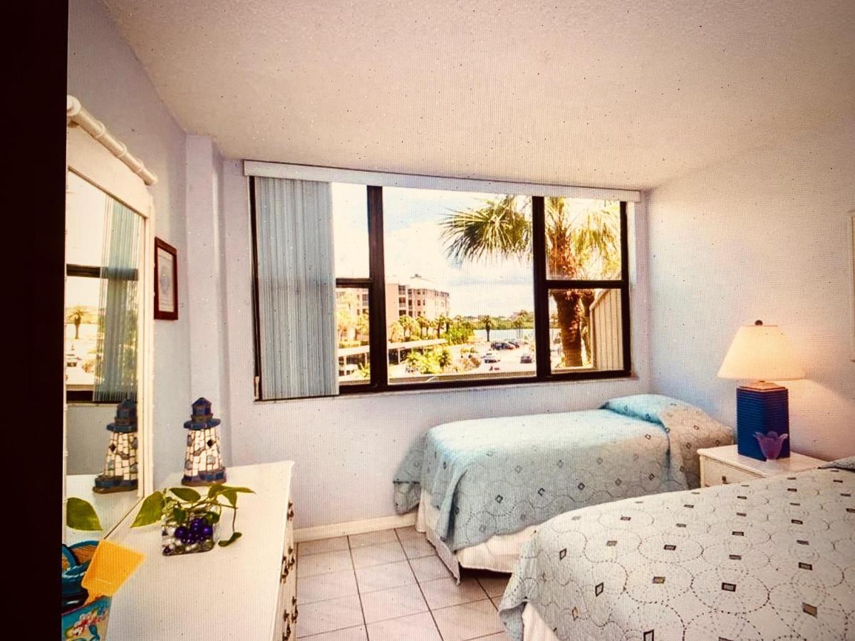 Harbor Towers Yacht And Racquet Club On Siesta Key Apartment Sarasota